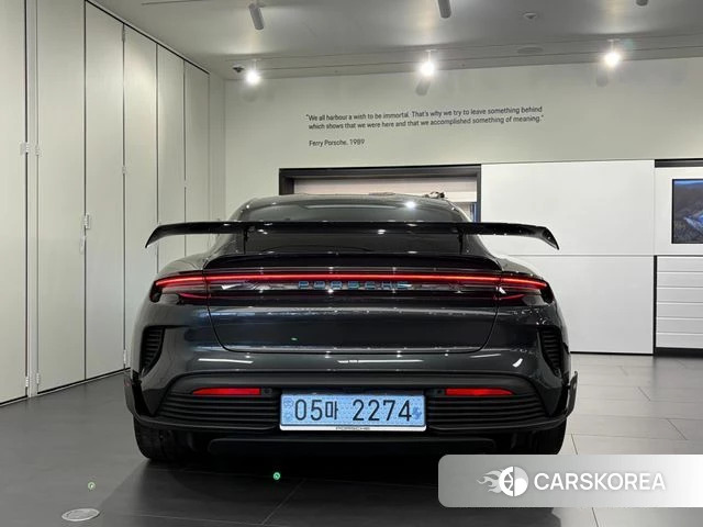 Porsche Taycan id 4612220 из Кореи 13