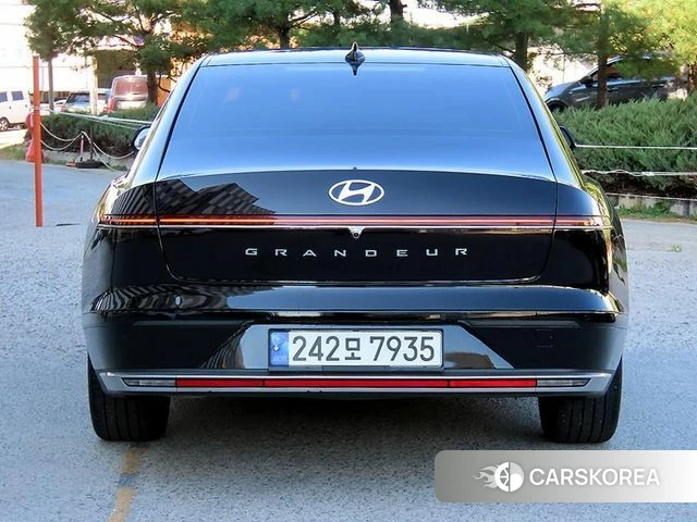 Hyundai Grandeur (GN7) id 5027034 из Кореи 14