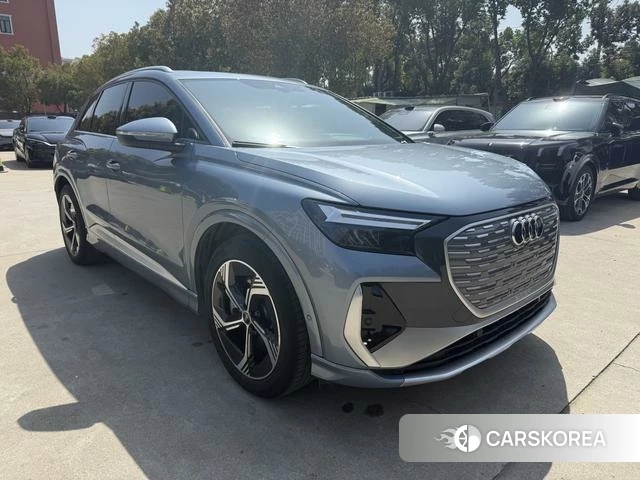 Audi Q4 2023 Синий из Китая, фото 4