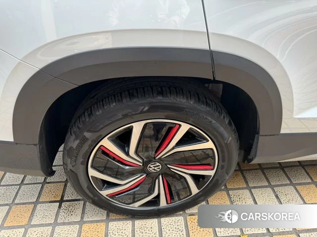 Volkswagen Tharu 2024 Белый из Китая, фото 5