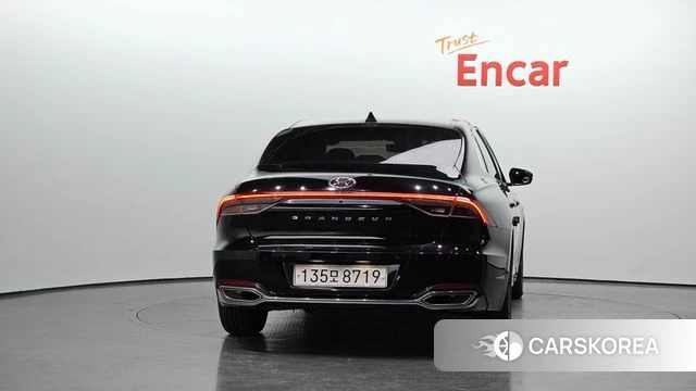 Hyundai The New Grandeur IG id 5023023 из Кореи 26