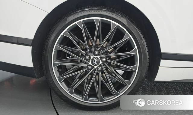 Hyundai Grandeur (GN7) id 4951013 из Кореи 30