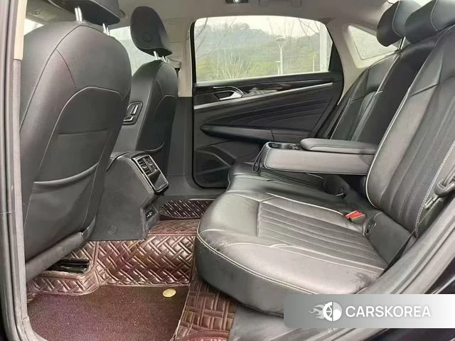 Volkswagen Passat 2022 Черный из Китая, фото 4