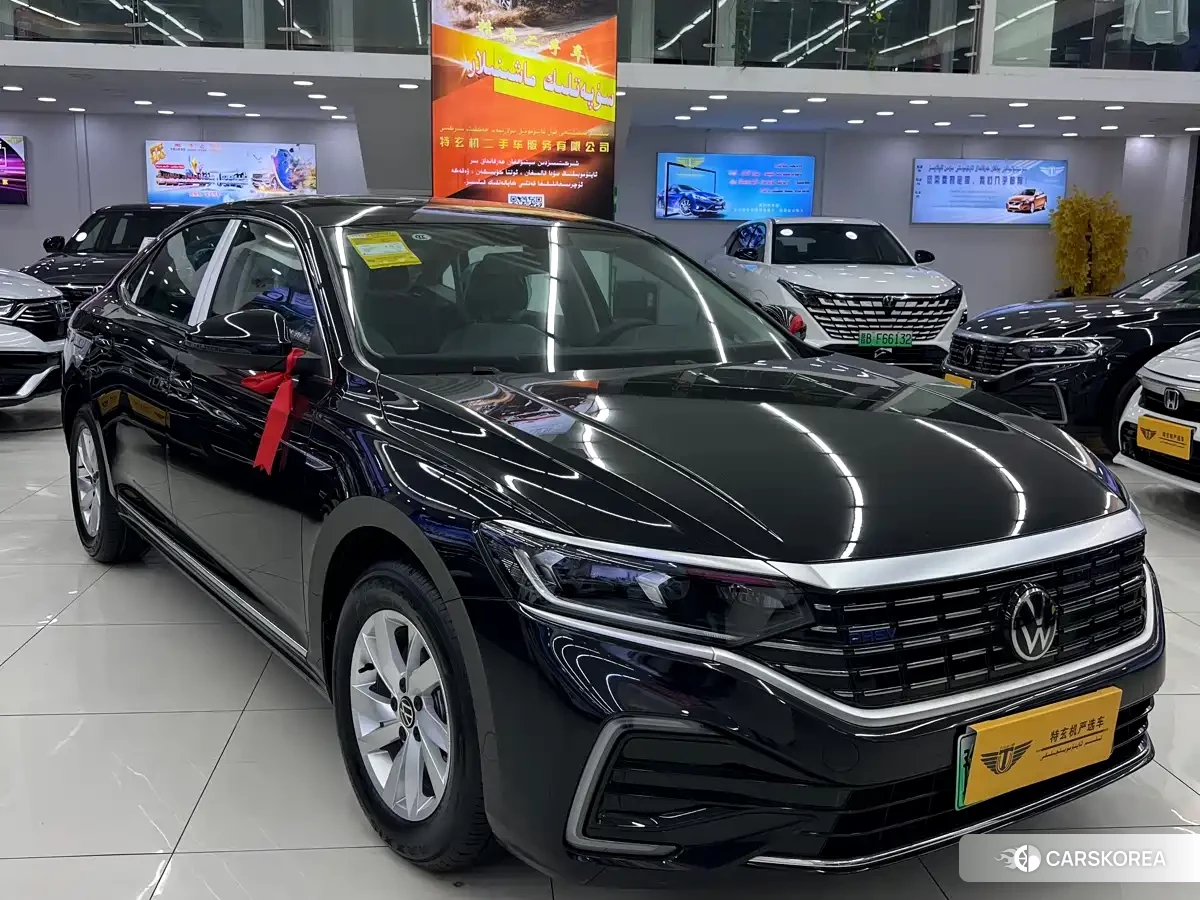 Volkswagen Passat 2026 Черный из Китая, фото 5