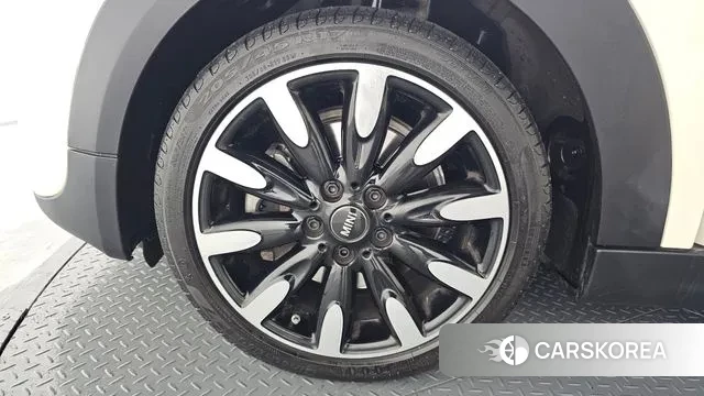 Mini Cooper S id 3464373 из Кореи 14