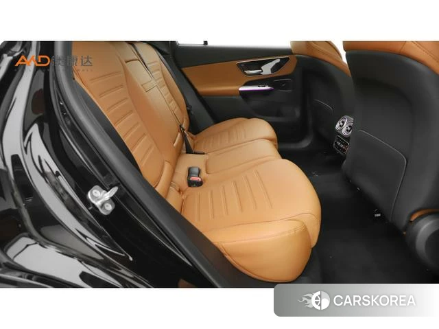 Mercedes-Benz GLC 2025 Черный из Китая, фото 4