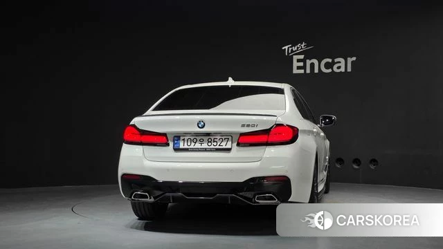 BMW 5 Series (G30) id 5021931 из Кореи 32