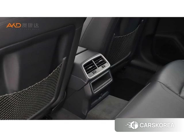 Audi A6 2021 Черный из Китая, фото 4