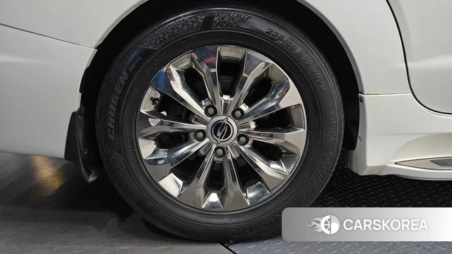 Ssangyong Korando Turismo id 4960544 из Кореи 30