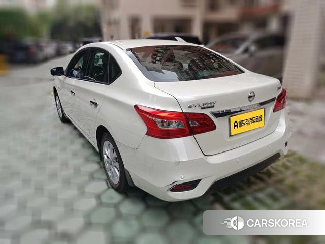 Nissan Sylphy 2021 Белый из Китая, фото 4