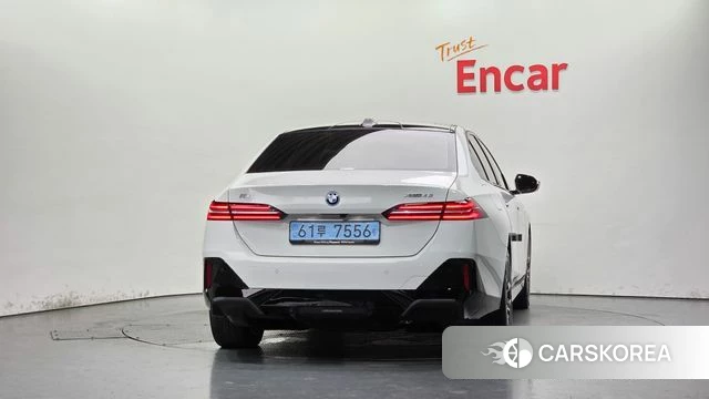 BMW i5 (G60) id 4734597 из Кореи 30