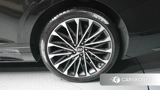 Hyundai Grandeur Hybrid (GN7) id 4965446 из Кореи 27
