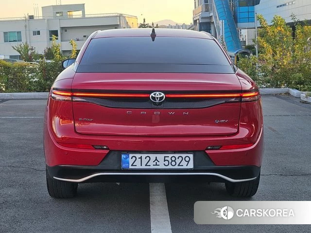 Toyota Crown Crossover id 5015900 из Кореи 14