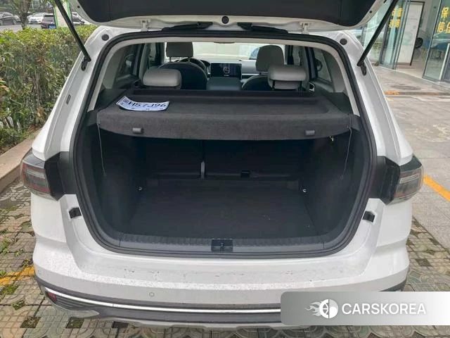 Volkswagen Tharu 2025 Белый из Китая, фото 5