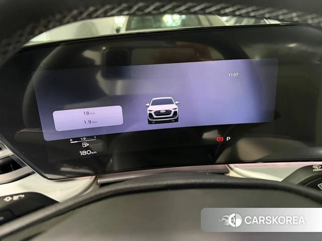 Audi Q5 (80A) 2026 Белый из Кореи, фото 4