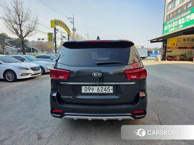 Kia The New Carnival id 3823912 из Кореи 14
