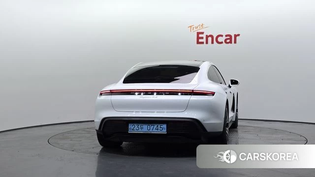 Porsche Taycan id 4745921 из Кореи 29
