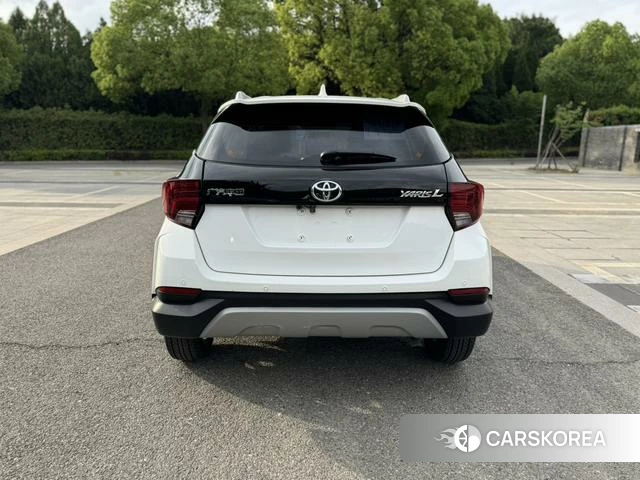 Toyota Yaris L 2021 Белый из Китая, фото 4