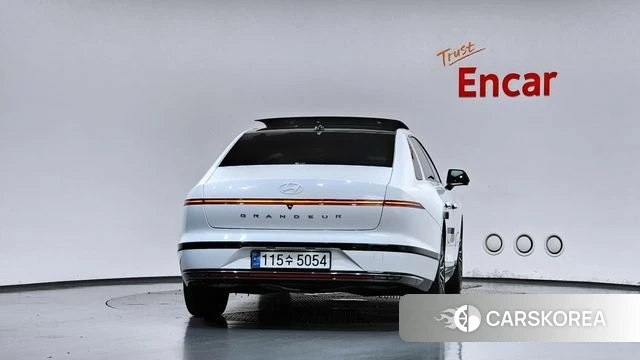 Hyundai Grandeur Hybrid (GN7) id 4783181 из Кореи 32