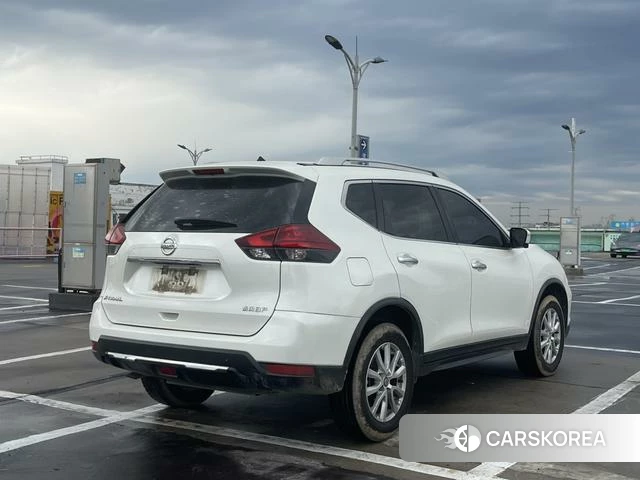 Nissan X-Trail 2021 Белый из Китая, фото 4