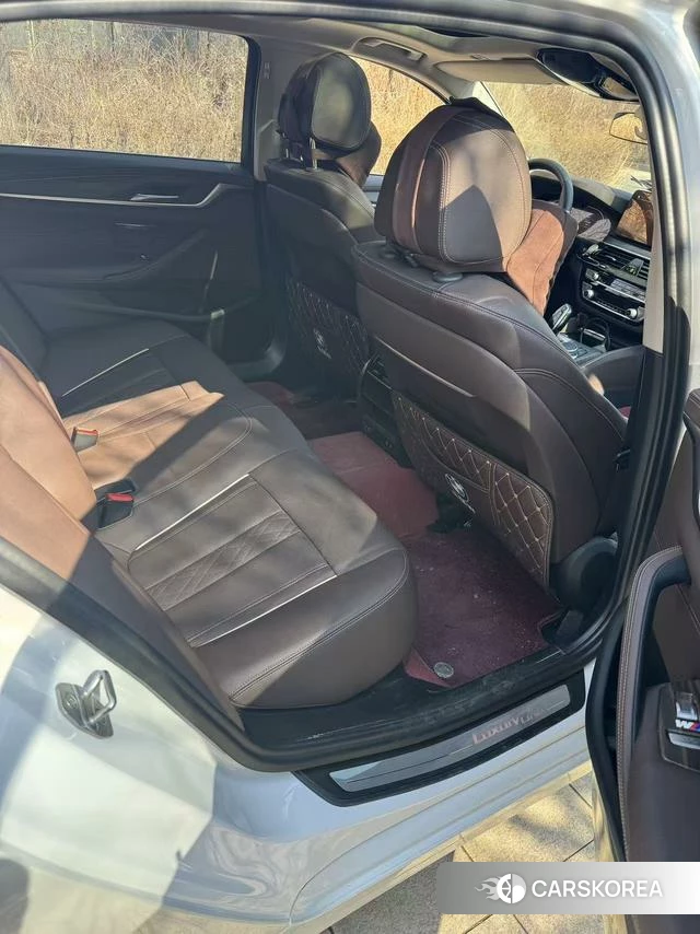 BMW 5 series 2021 Белый из Китая, фото 5