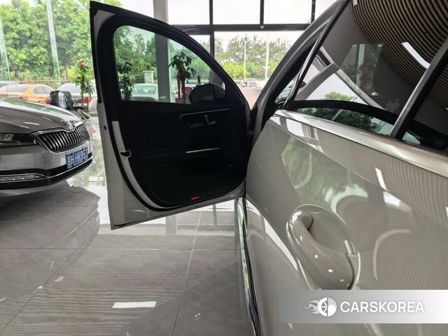 Mercedes-Benz C-class 2022 Белый из Китая, фото 6