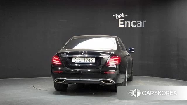 Mercedes-Benz E-Class W213 id 5018915 из Кореи 30