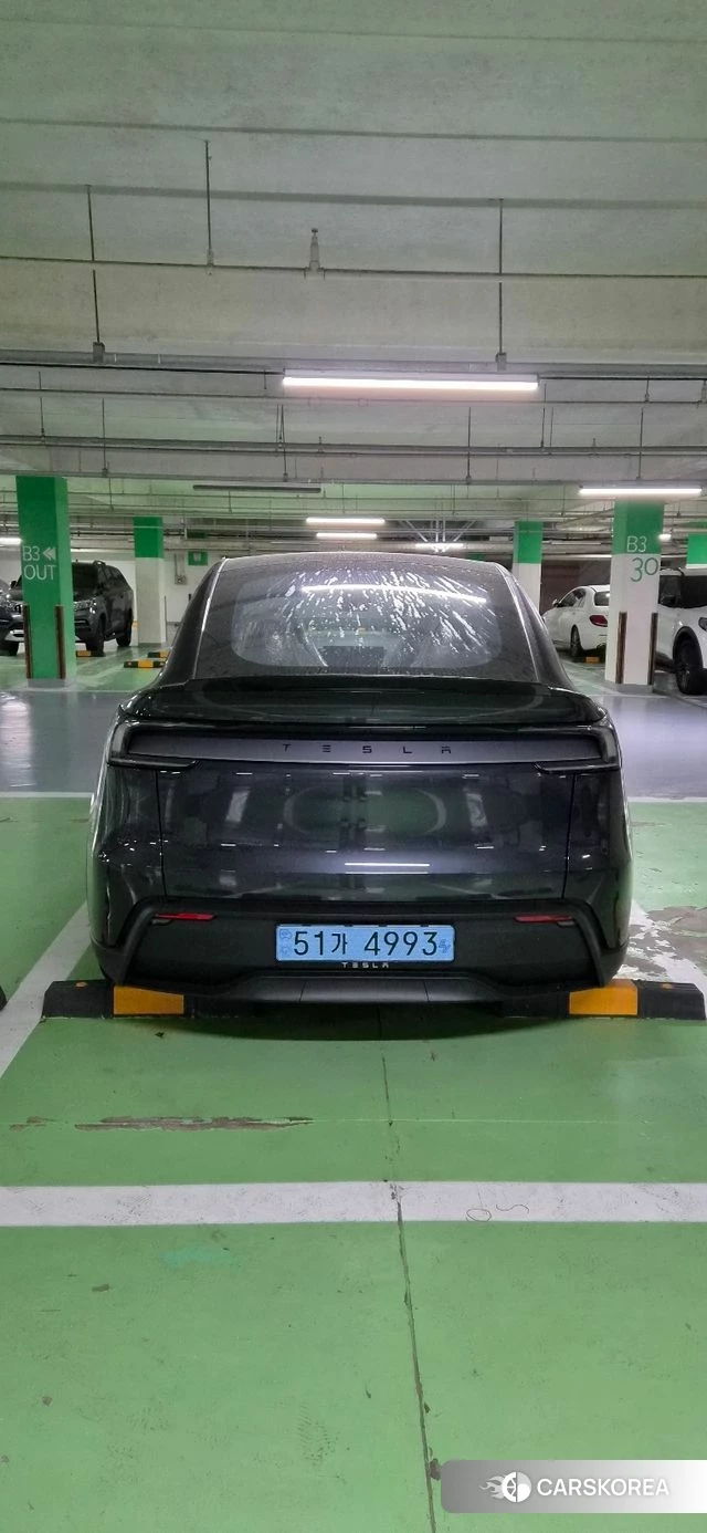 Tesla Model Y 2026 Серый из Кореи, фото 4
