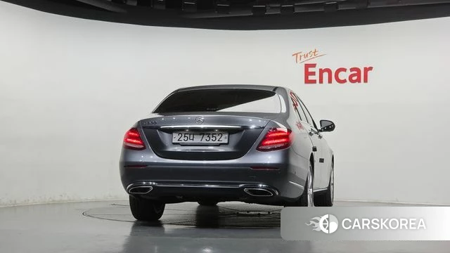Mercedes-Benz E-Class W213 id 5035986 из Кореи 28