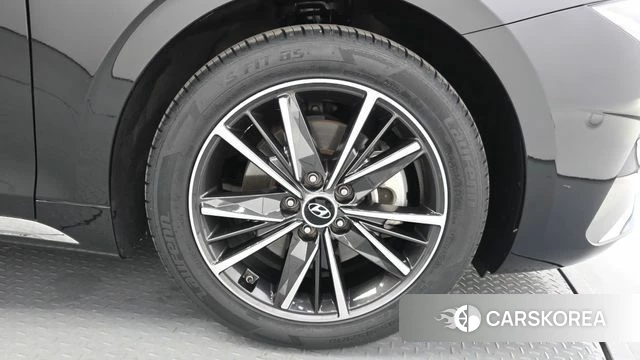 Hyundai The New Grandeur IG id 4793236 из Кореи 29