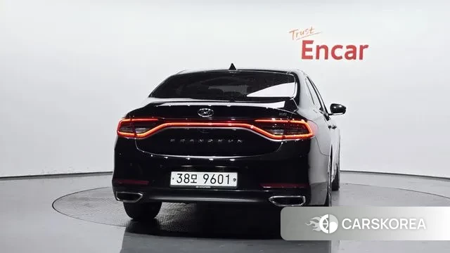 Hyundai Grandeur IG id 3779119 из Кореи 14