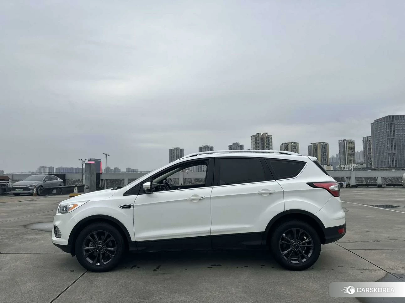 Ford Kuga 2019 Белый из Китая, фото 4