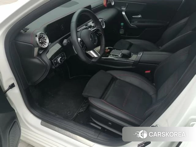 Mercedes-Benz A-Class 2023 Белый из Китая, фото 4