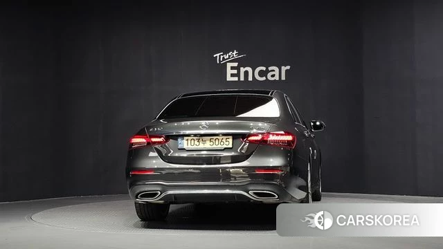 Mercedes-Benz E-Class W213 id 4997749 из Кореи 31