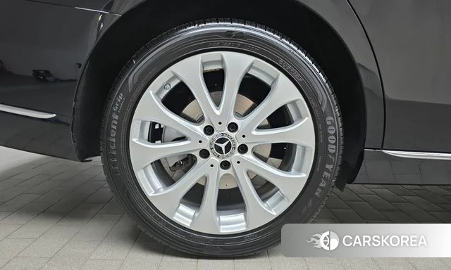 Mercedes-Benz E-Class W213 id 4978257 из Кореи 25