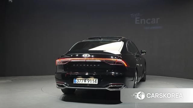Hyundai The New Grandeur IG id 4958521 из Кореи 27