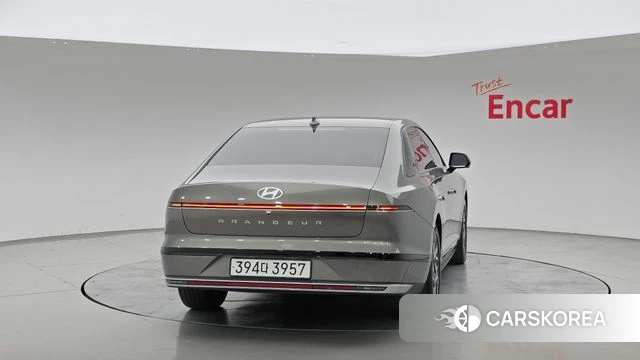 Hyundai Grandeur Hybrid (GN7) id 5011442 из Кореи 14