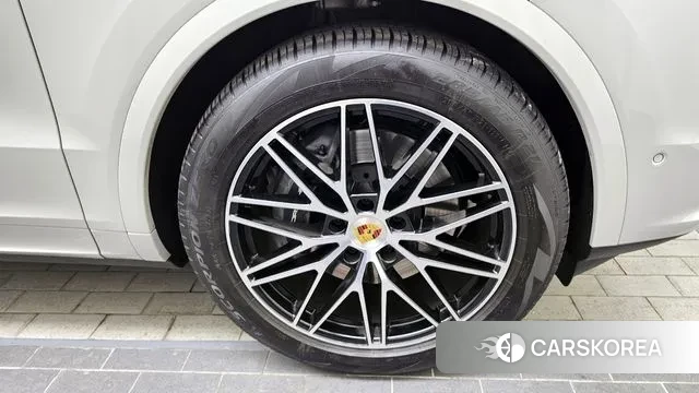 Porsche Cayenne (PO536) id 3649038 из Кореи 14