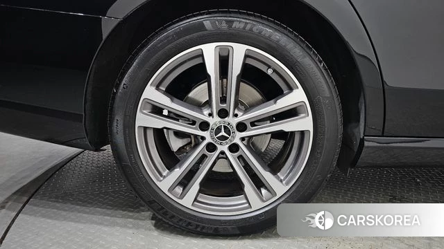Mercedes-Benz E-Class W213 id 4985669 из Кореи 26