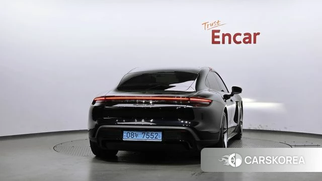 Porsche Taycan id 4898428 из Кореи 14