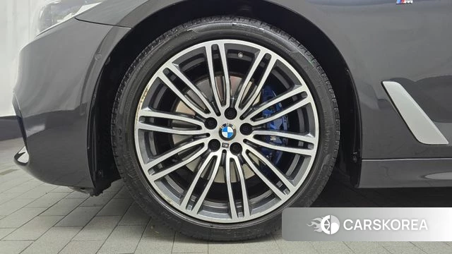 BMW 5 Series (G30) id 5035628 из Кореи 27