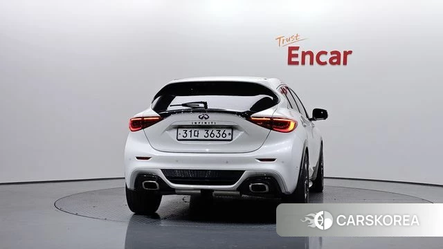 Infiniti Q30 id 4760064 из Кореи 14