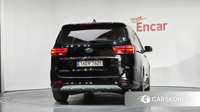 Kia The New Carnival id 3924236 из Кореи 14