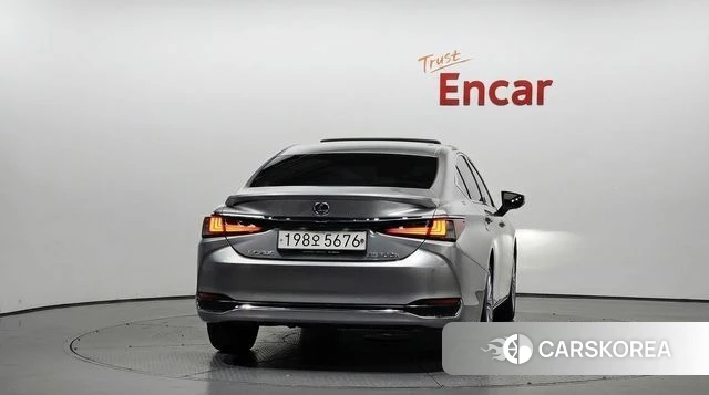 Lexus ES300h 7th generation id 5047484 из Кореи 14