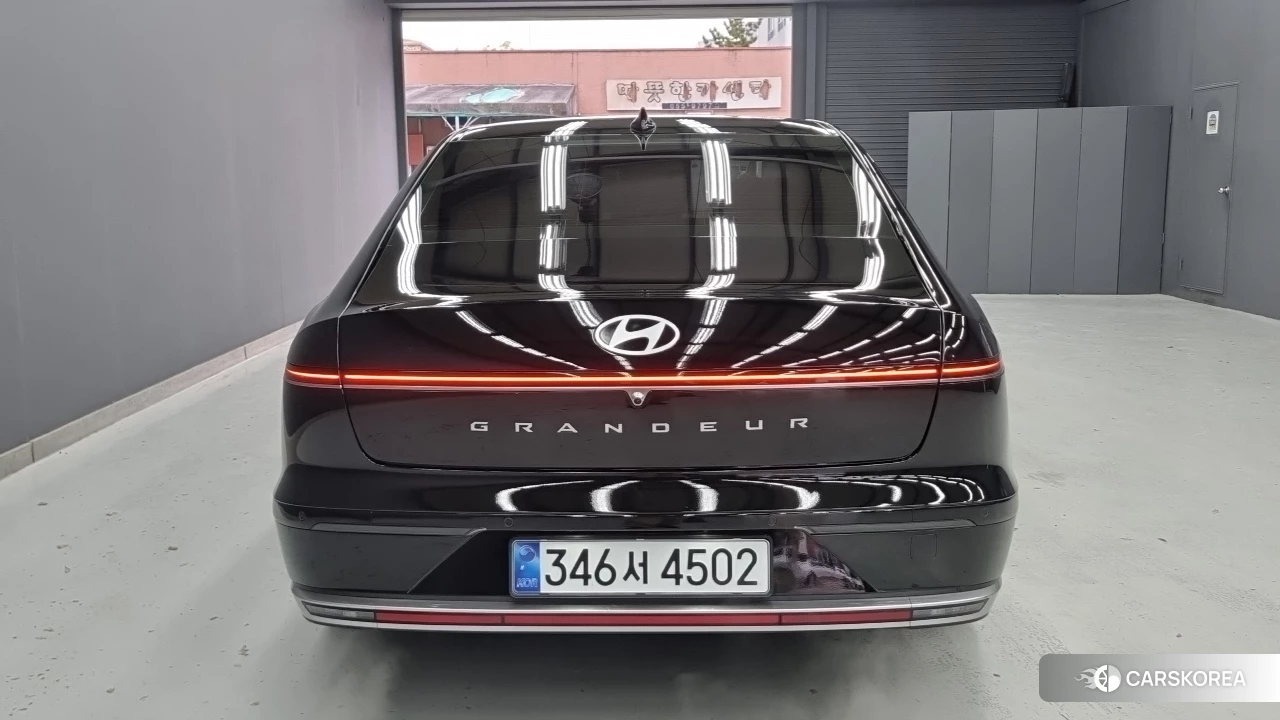Hyundai Grandeur (GN7) id 5026987 из Кореи 12