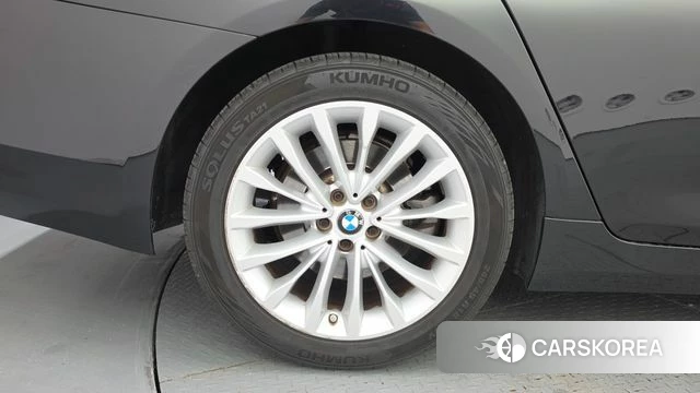 BMW 5 Series (G30) id 5027806 из Кореи 27