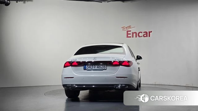 Mercedes-Benz E-Class W214 id 4985483 из Кореи 28