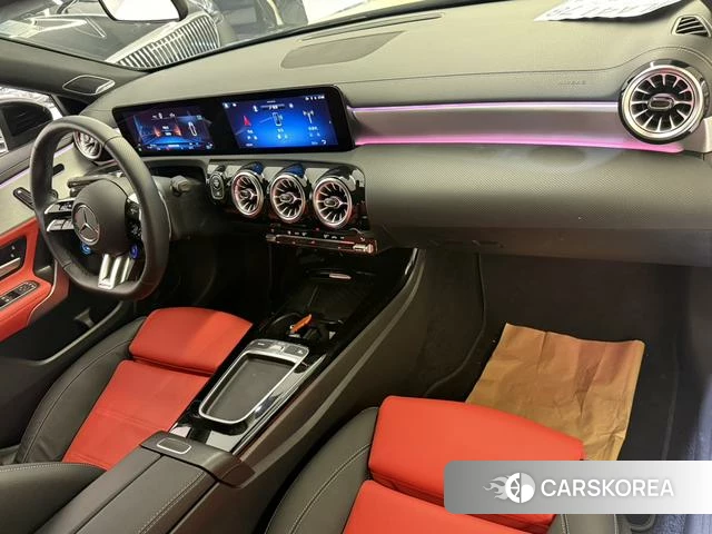 Mercedes-Benz AMG A-Class 2025 Серебристо-серый из Китая, фото 6