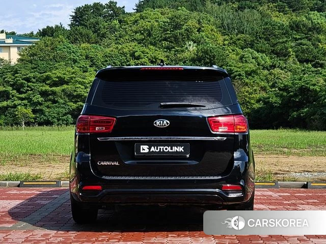 Kia The New Carnival id 4969634 из Кореи 14