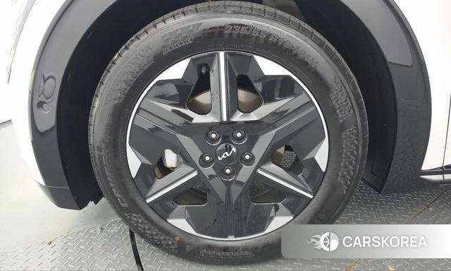 Kia The New EV6 id 5045871 из Кореи 27